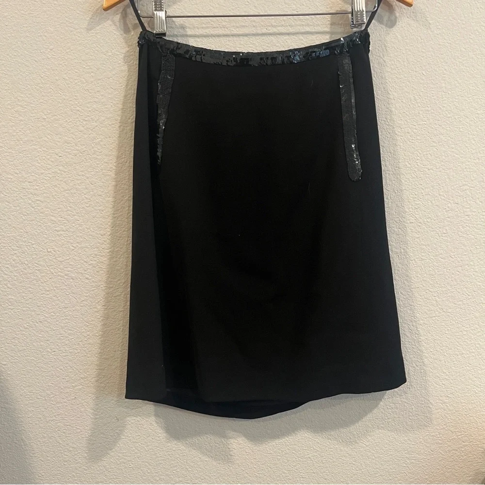 Chanel vintage size 38 wool silk blend skirt with black sequin accents